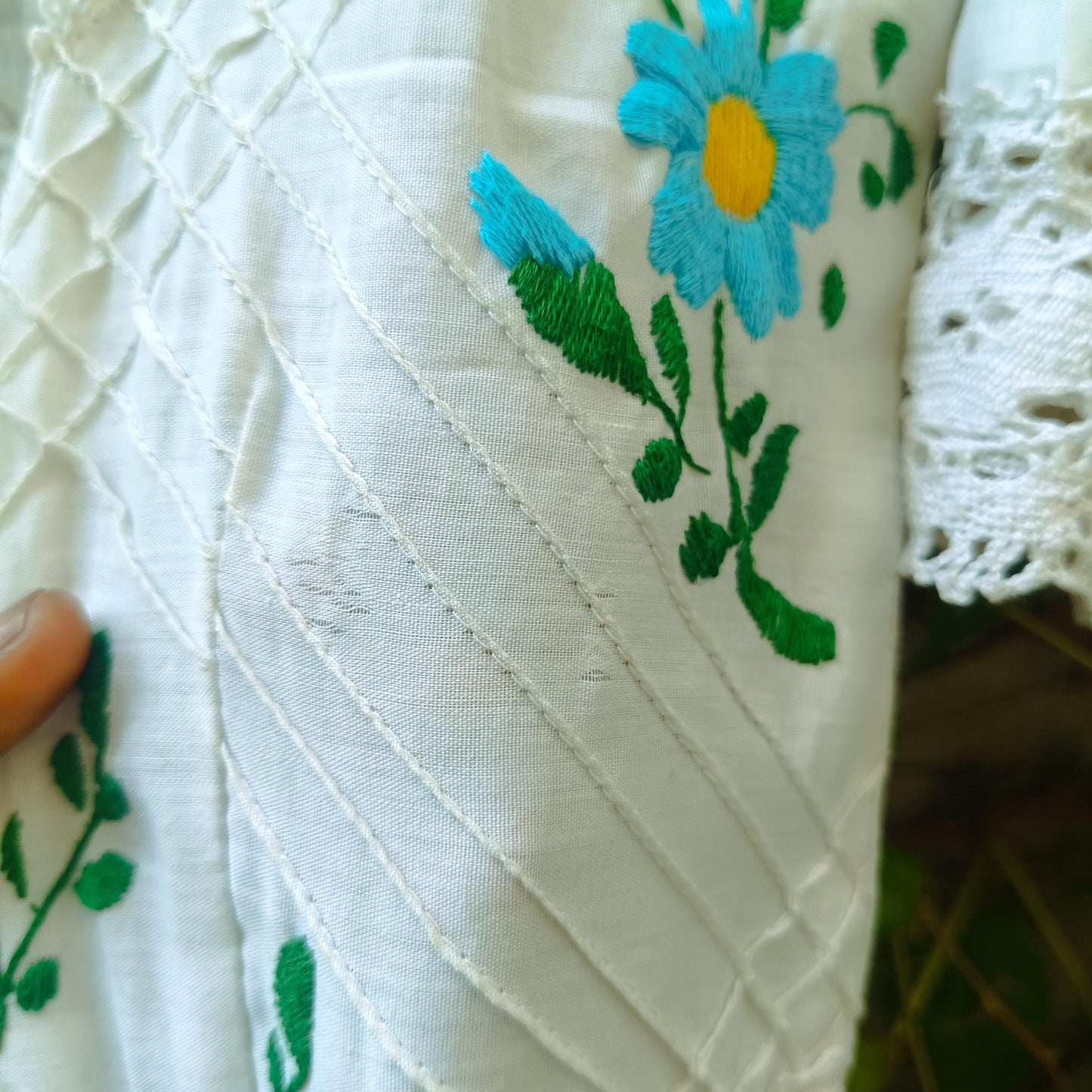 Vintage 70s Mexican Embroidered Maxi Dress White Cotton Lace Boho Wedding Dress XS