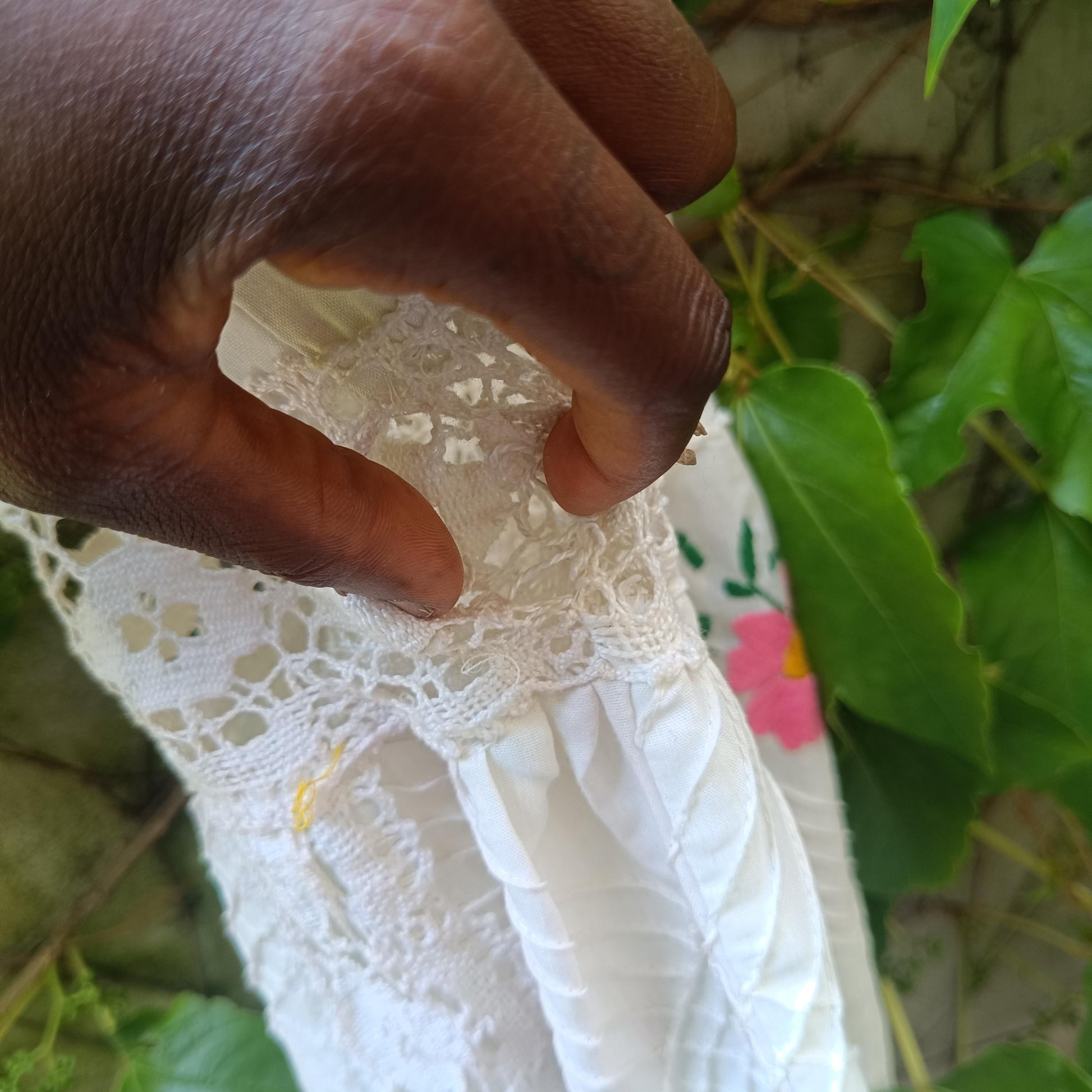 Vintage 70s Mexican Embroidered Maxi Dress White Cotton Lace Boho Wedding Dress XS