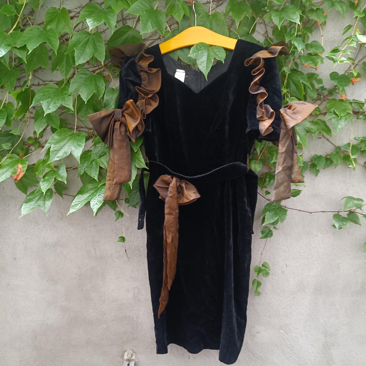 Vintage 80s Black Velvet Midi Dress - Ruffled Taffeta Trim Size XS S