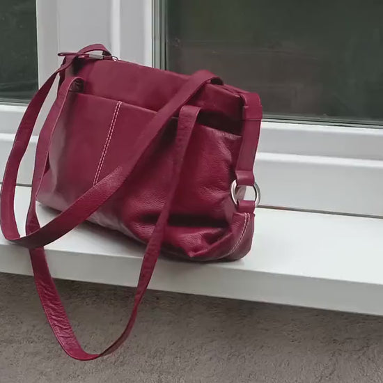 Vintage Gerry Weber Red Pebbled Leather Hobo Shoulder Bag