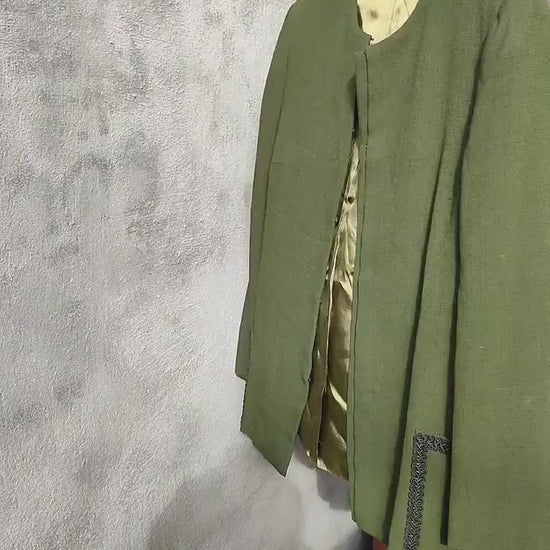 Vintage blazer with statement embroidered details | Collarless Green Spring Blazer|