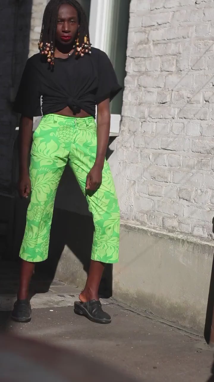 Vintage Quiksilver Capris in Vibrant Green| Y2k Floral Cropped Pants| Beach Vacation Wear