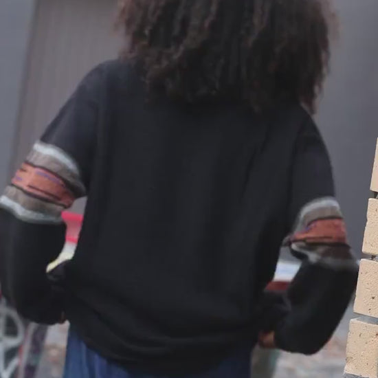 Vintage 90s Wool Knit Sweater: Oversized Heart Motif Jumper
