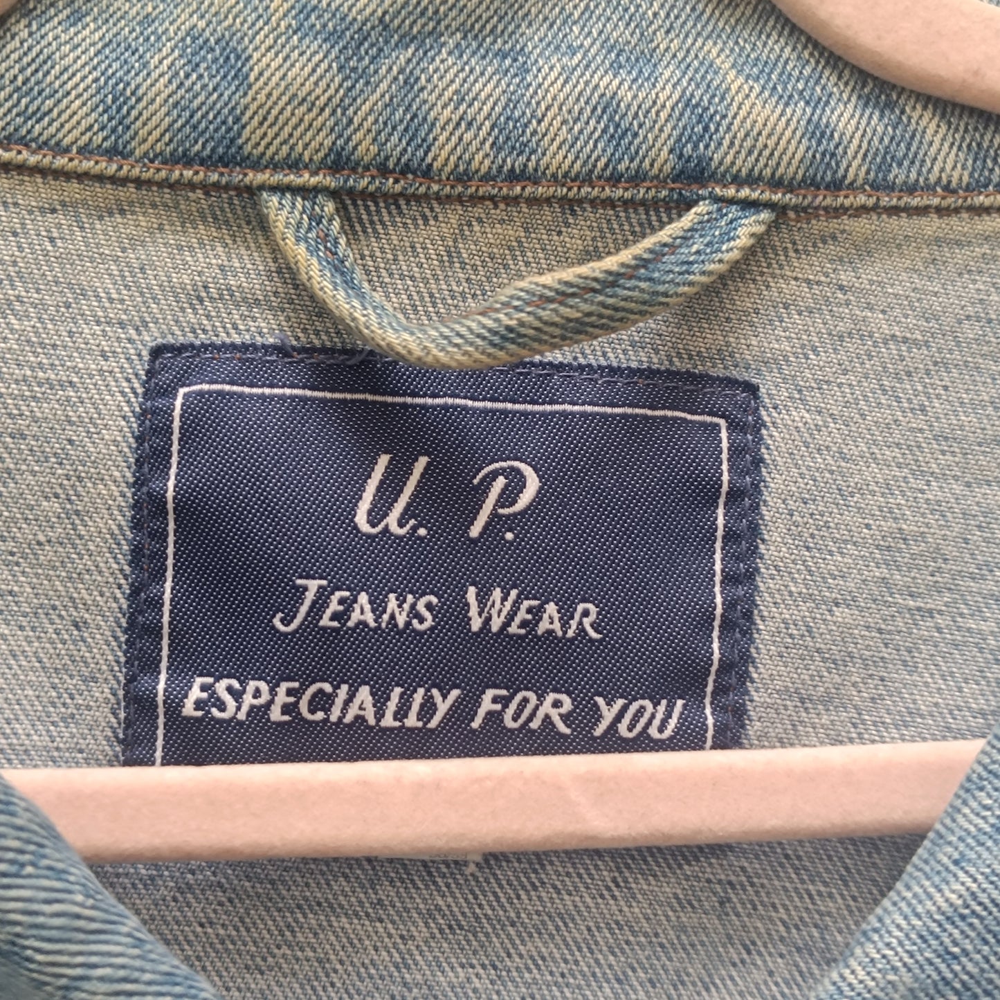 Vintage 90s Oversized Light Wash Denim Jacket - Boyfriend Fit