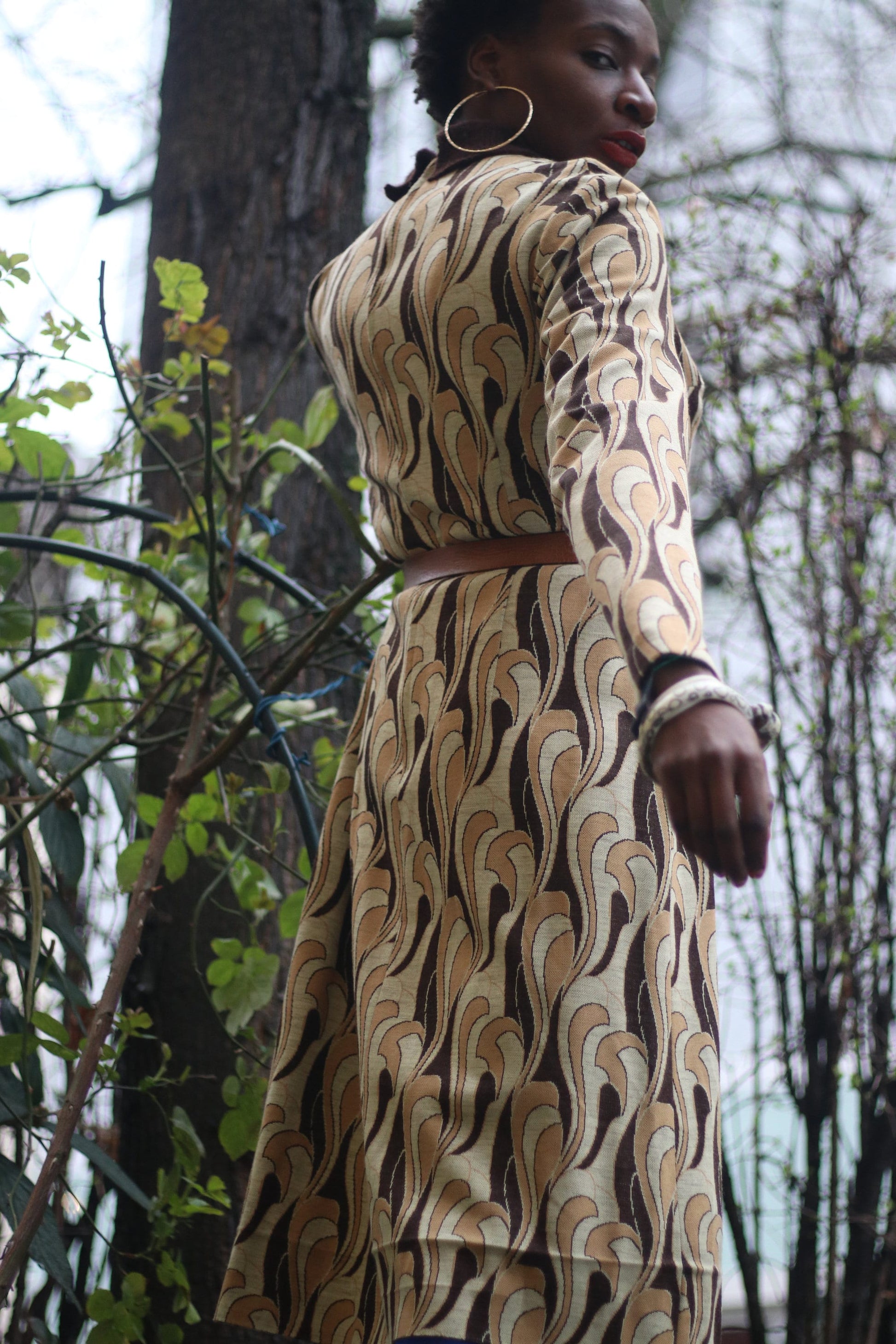 Retro Print Dress with swirly motif and midi A line silhouette| Feminine Vintage 70s Design in Brown