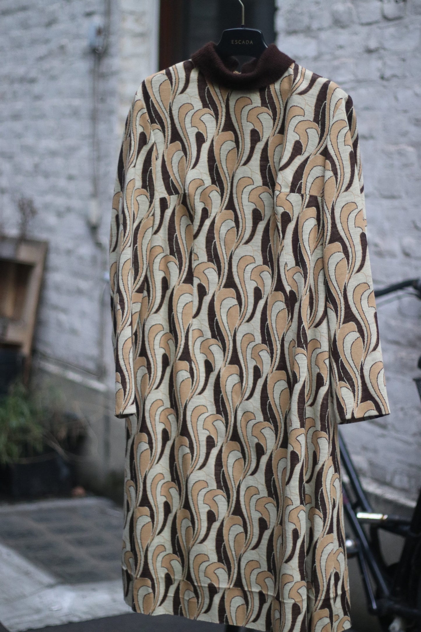 Retro Print Dress with swirly motif and midi A line silhouette| Feminine Vintage 70s Design in Brown
