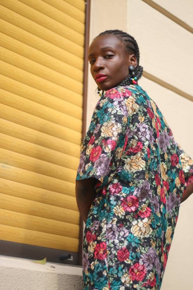 Vintage 80s Statement Lace-like Floral Embroidered Oversized Blouse Size Medium