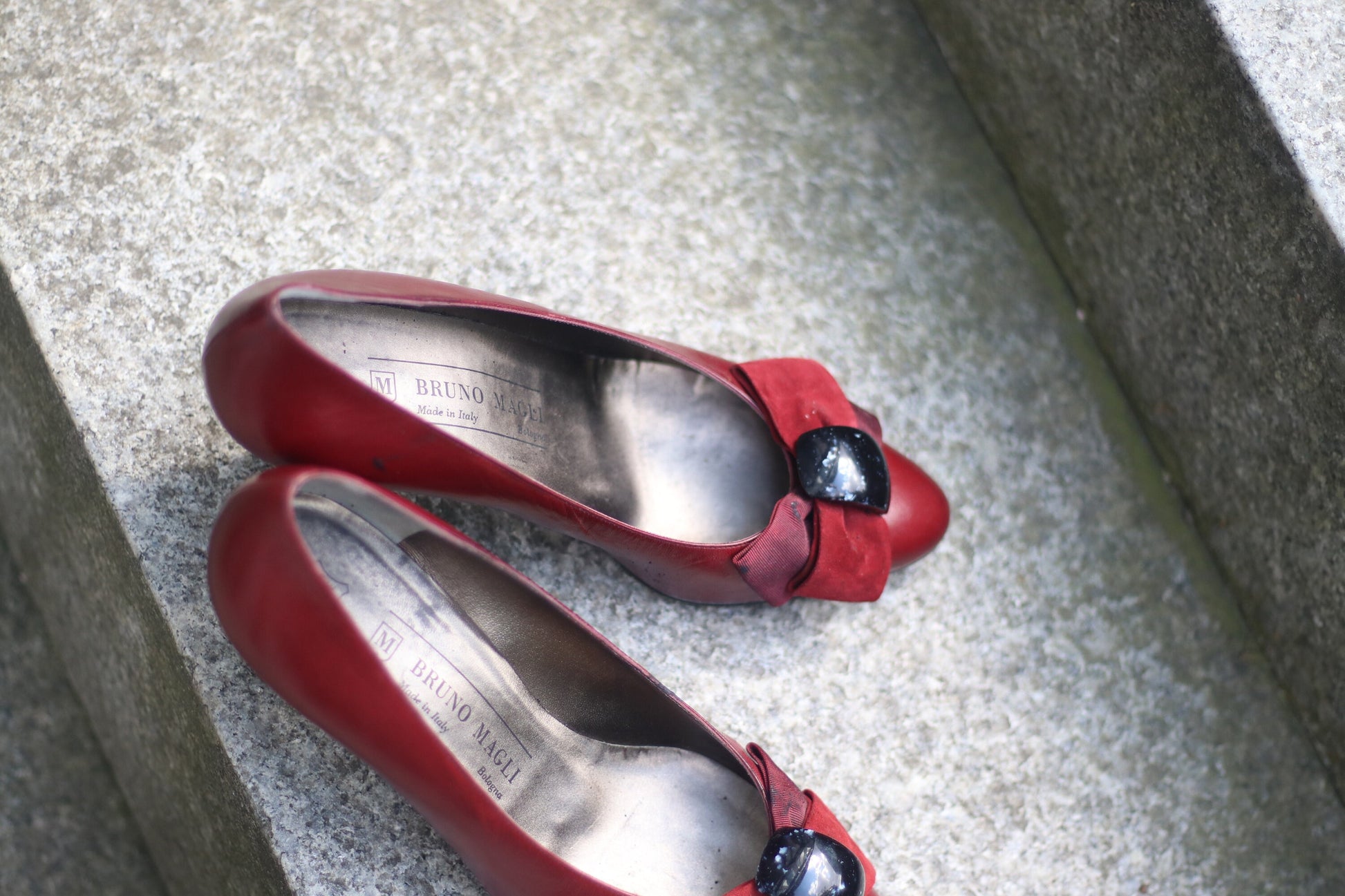 Vintage Red Bruno Magli Heels with Black Bow Size 38 office chic.