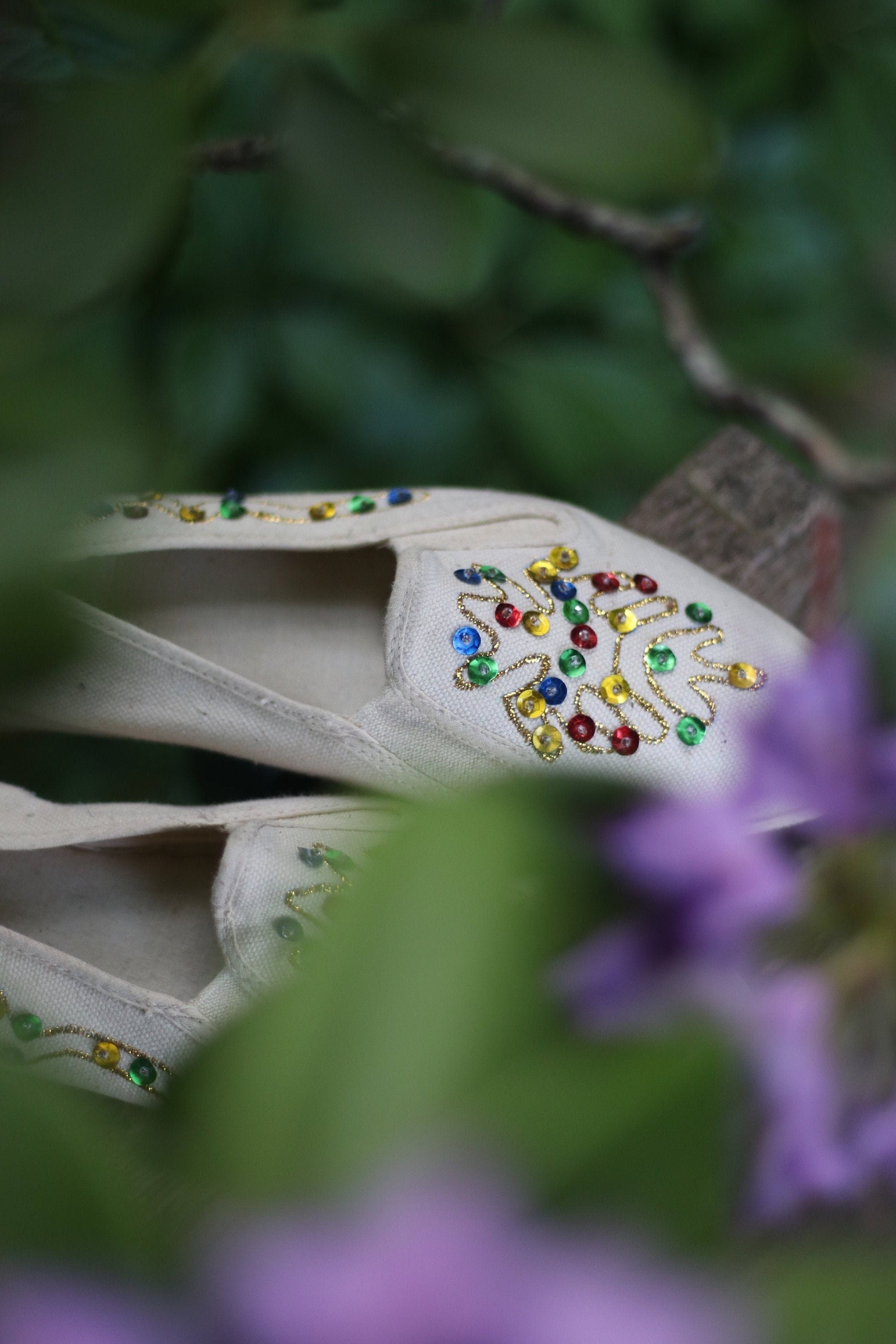 90s El Vaquero Shoes Moccasins Size 39 EU Embellished Sequinned Slip ons details
