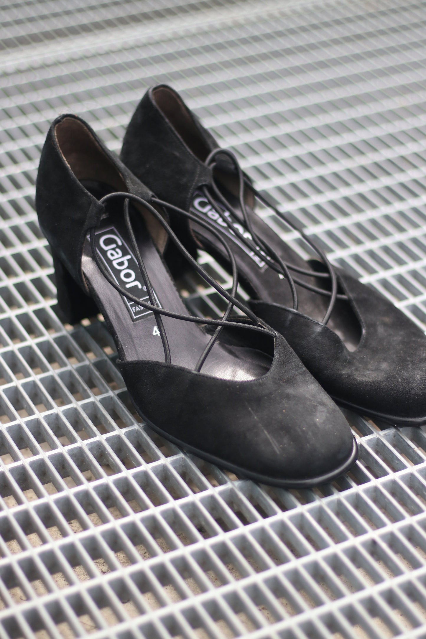 90s Gabor Suede Heels with Criss Cross Details| Vintage Classic Chic Elegant Black Block Heel Shoes | Capsule Wardrobe Minimalist Workwear