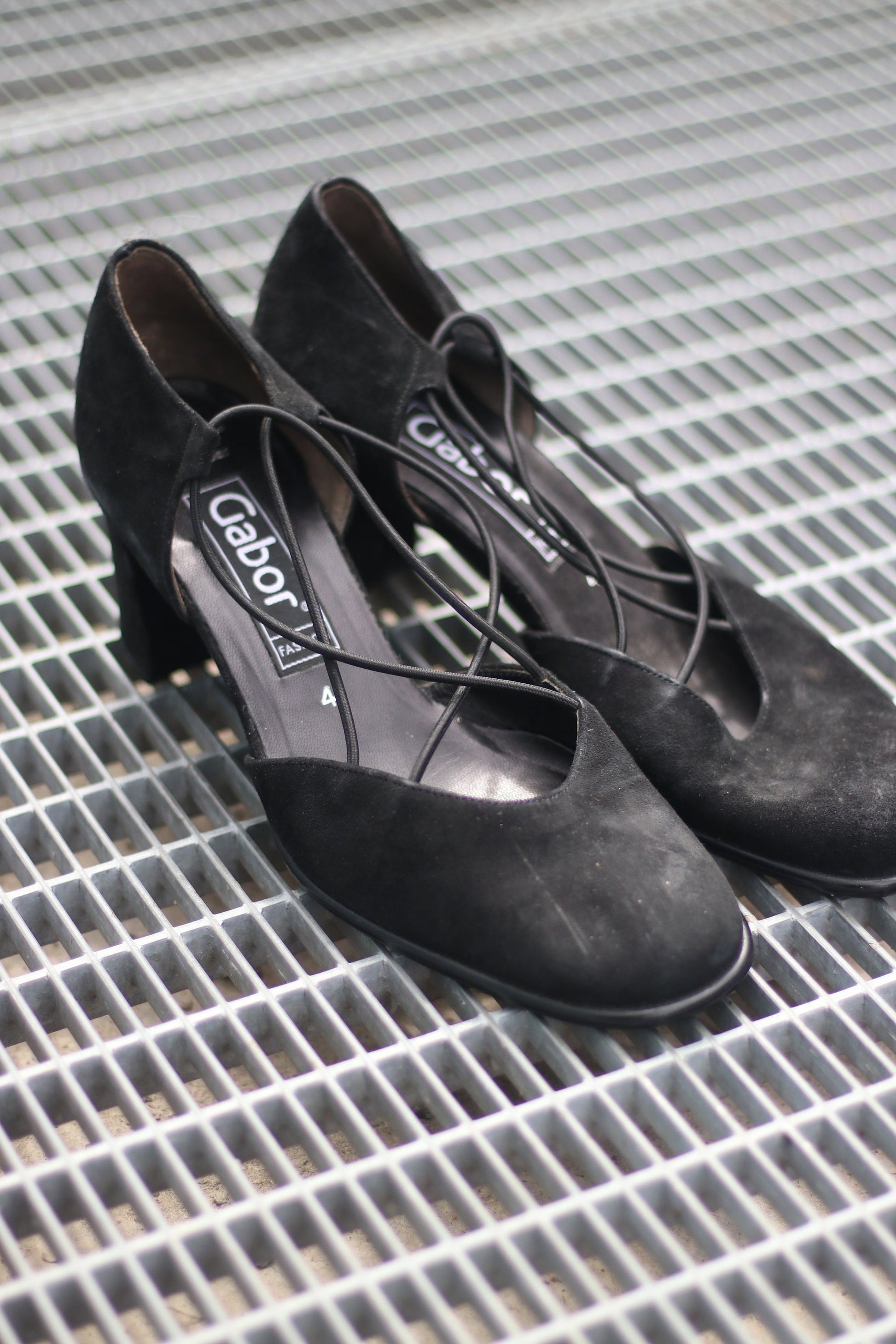 90s Gabor Suede Heels with Criss Cross Details| Vintage Classic Chic Elegant Black Block Heel Shoes | Capsule Wardrobe Minimalist Workwear