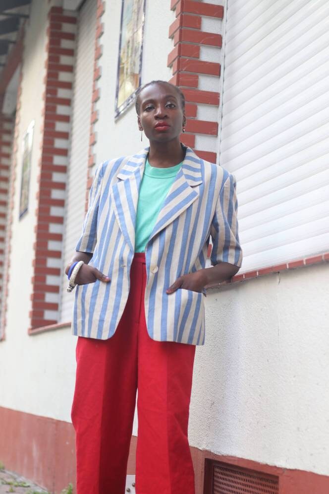 Marella 90s Linen Striped Blazer| Vintage Blazer with Short Sleeves in Blue and White | Breton Striped outerwear