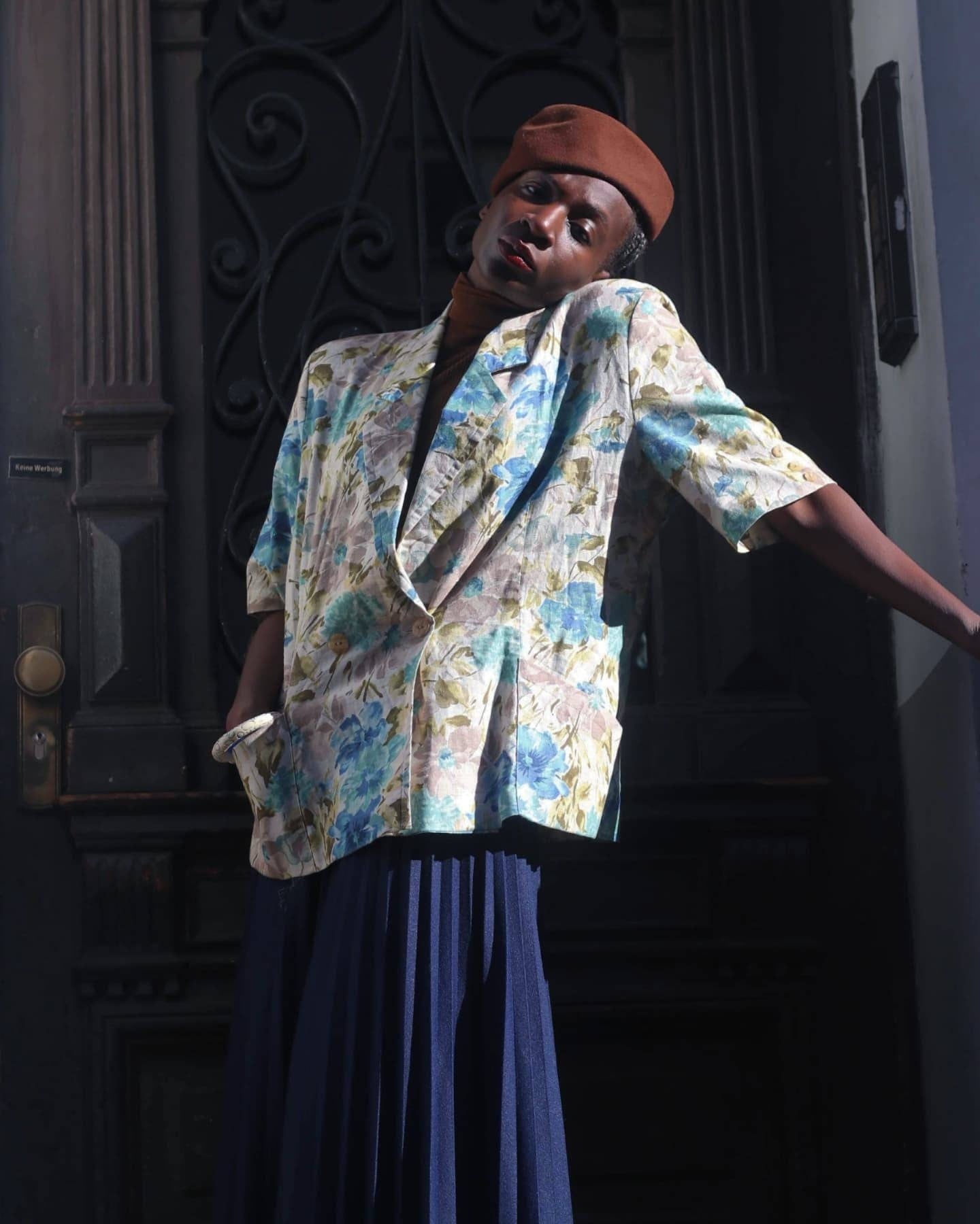 80s Christine Laure Floral Blazer Made in Paris| Vintage Floral Print Short Sleeved Light Blazer| Maximalist linen blend Summer shirt|