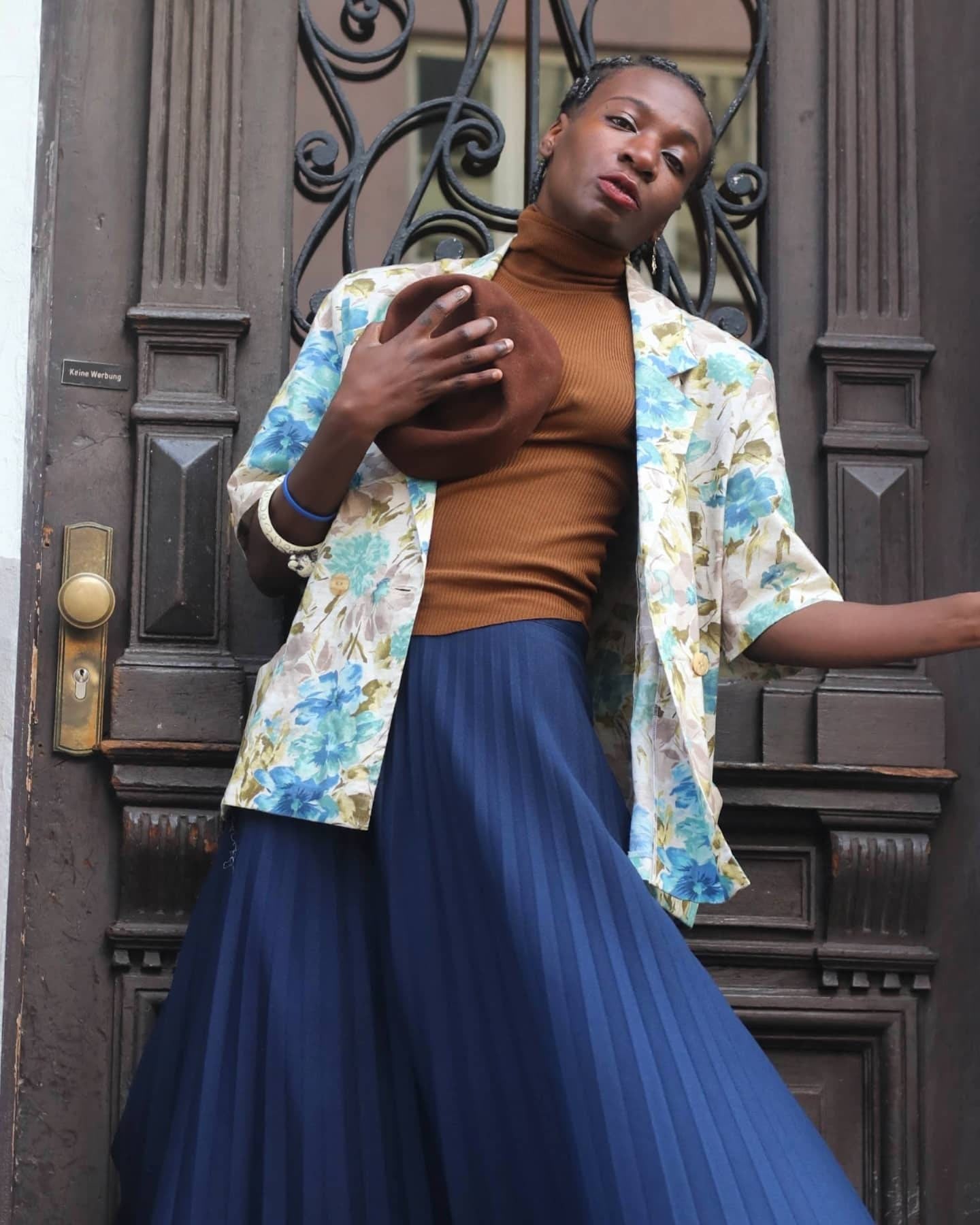 80s Christine Laure Floral Blazer Made in Paris| Vintage Floral Print Short Sleeved Light Blazer| Maximalist linen blend Summer shirt|