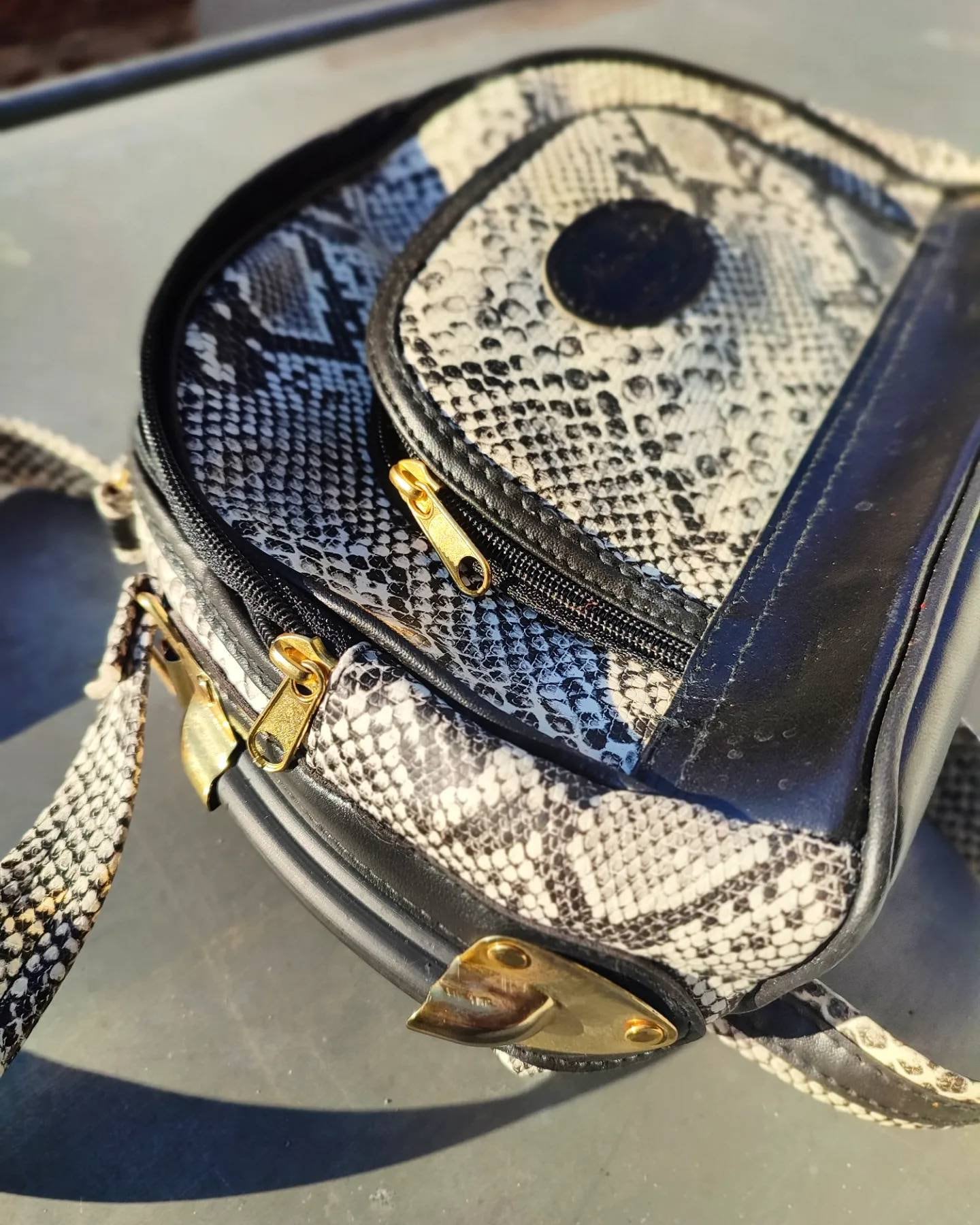 Vintage Animal Print Bag | Black shoulderbag | Minimalist monochrome design