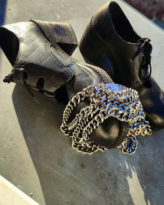 90s Leather Mary Janes| Vintage black platform heeled shoes| Grunge inspired black shoe boots