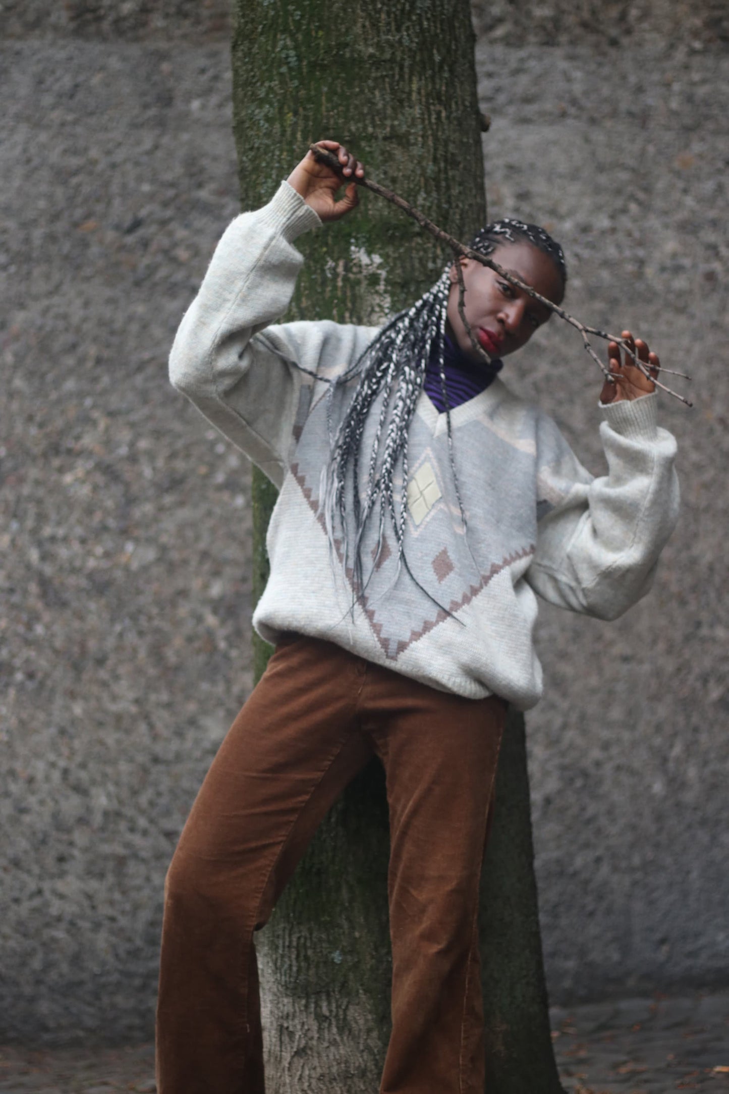 90s Grey Sweater| Vintage V neck Sweater with Abstract print| Maximalist Cozy long sleeve winter jumper