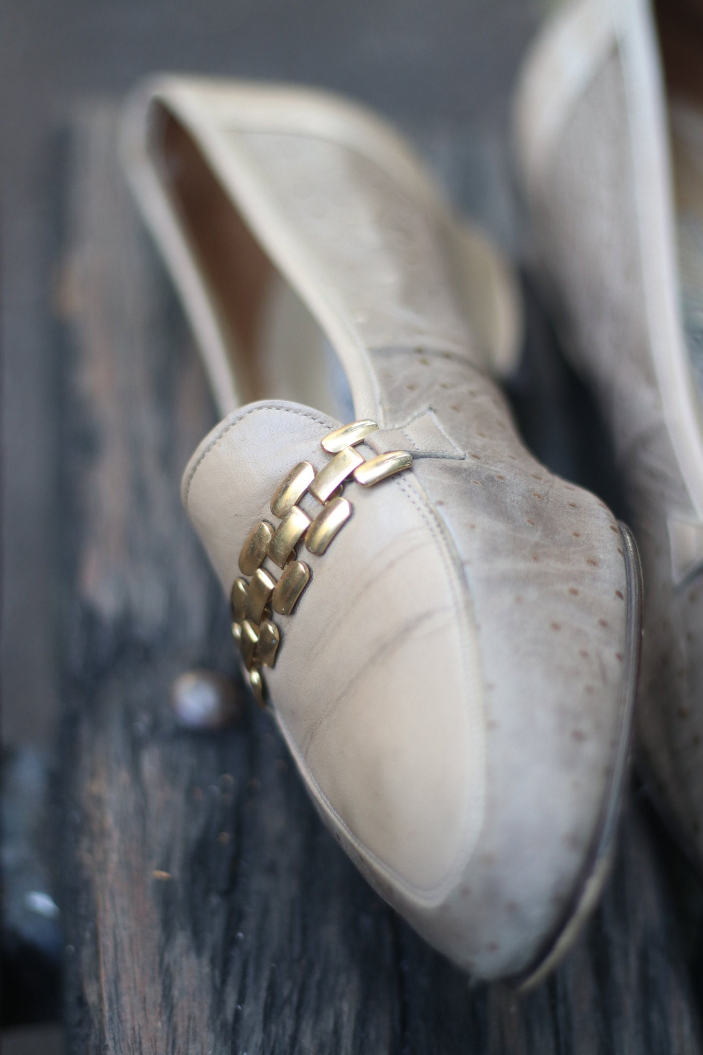 80s Gabor Brogues in Creme Vintage Preppy Slip Ins with Chain Detail