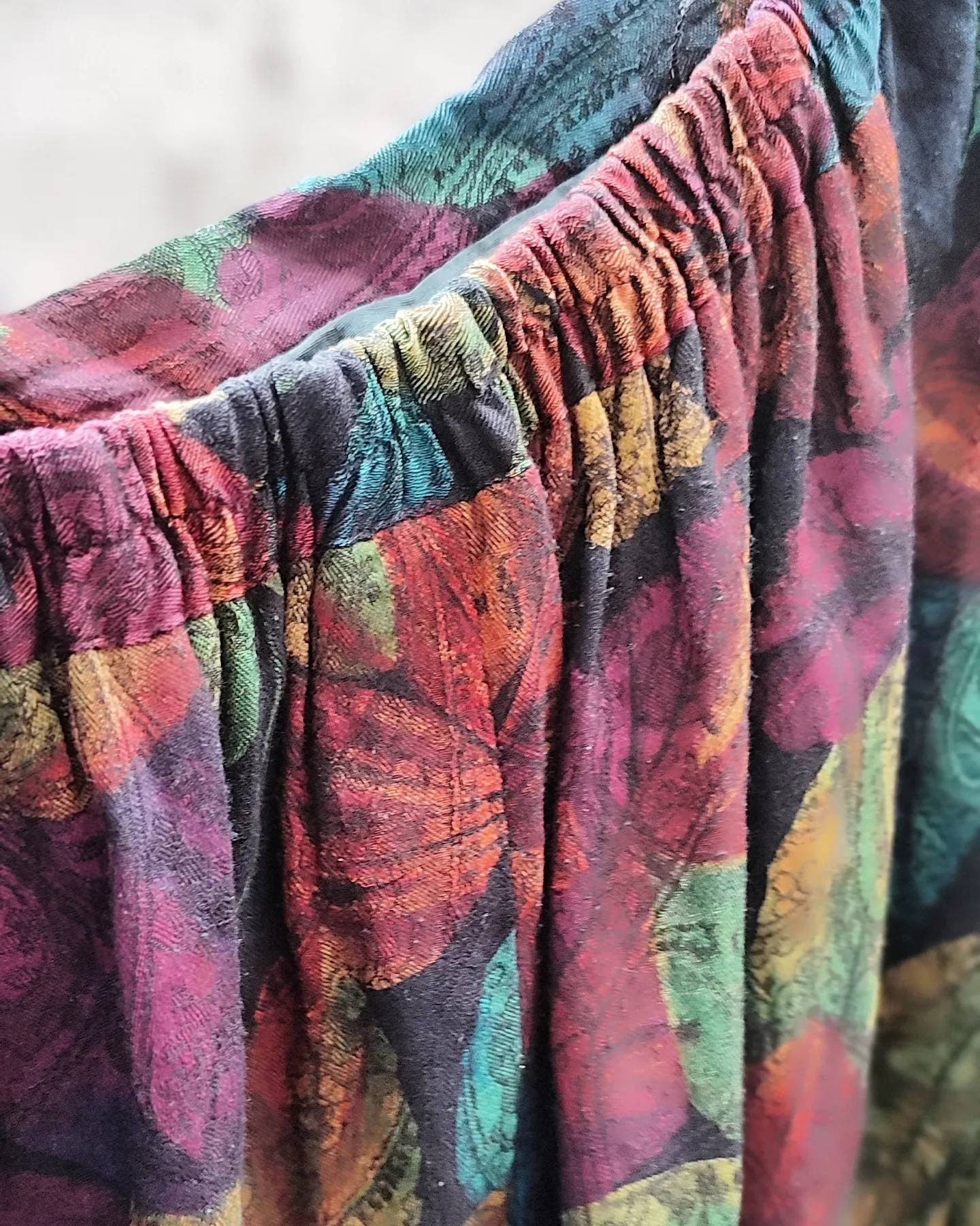 RABE 80s Wool blend Skirt | Vintage Floral Print Skirt