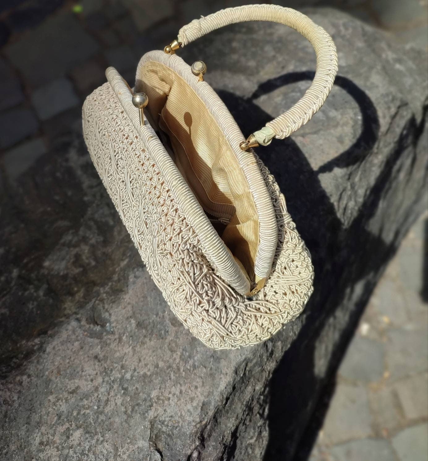 70s Woven handbag | Vintage Creme colored ladylike crochet bag| Minimalist Chic shoulerbag