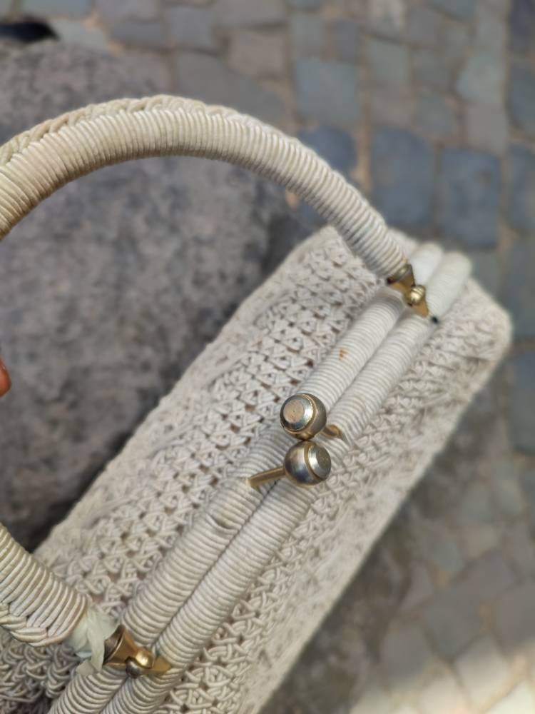70s Woven handbag | Vintage Creme colored ladylike crochet bag| Minimalist Chic shoulerbag