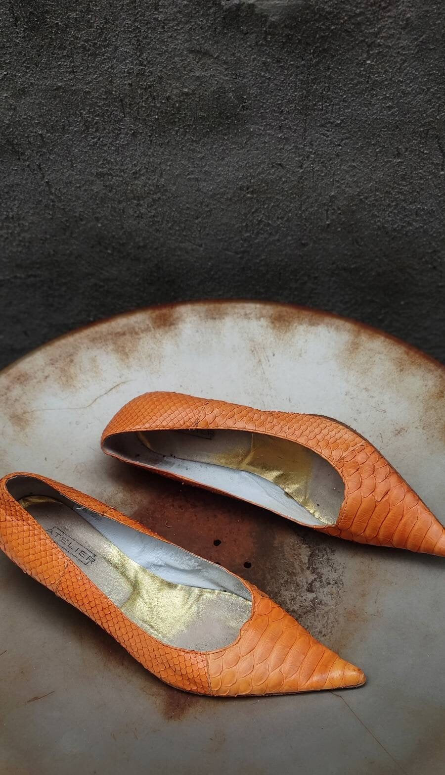 Vintage Pointed-toe heels| Bold orange leather flats made in Italy