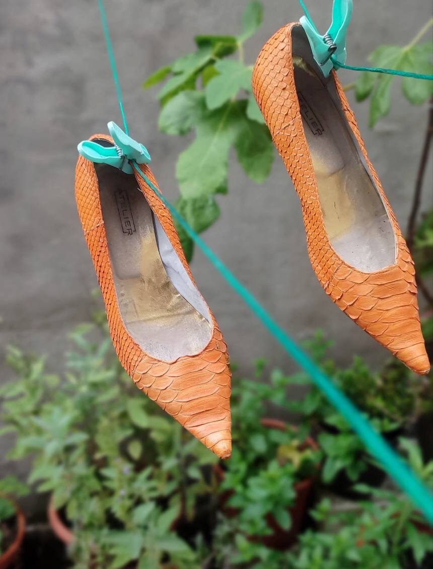 Vintage Pointed-toe heels| Bold orange leather flats made in Italy