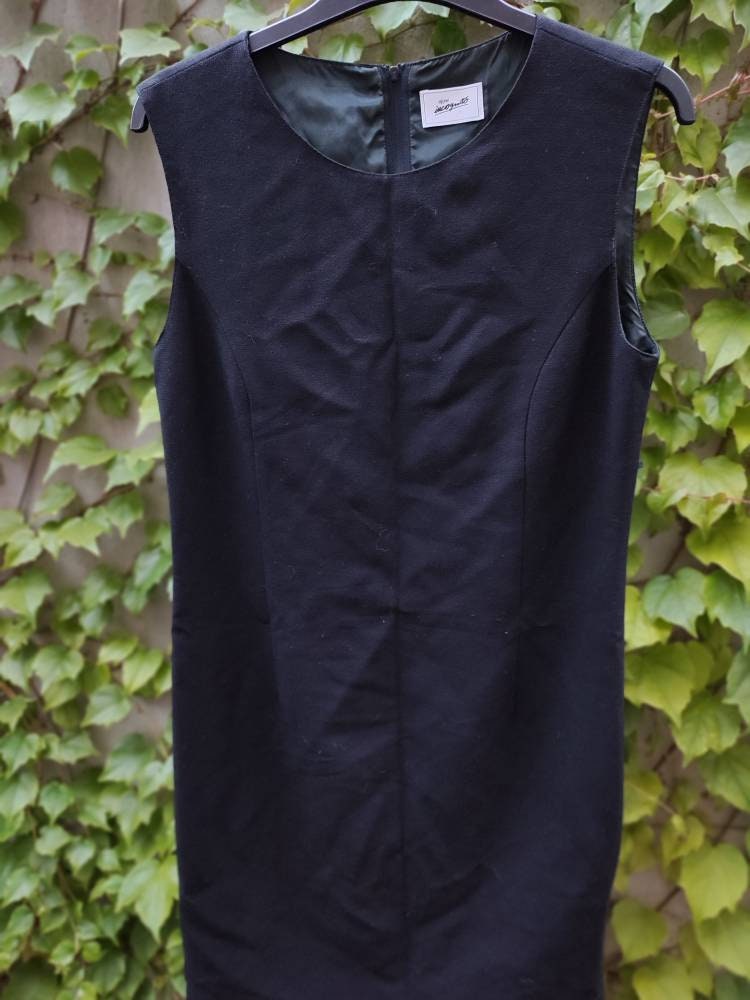 90s Signe incognito Wool Dress| Vintage Classic sleeveless dress in black