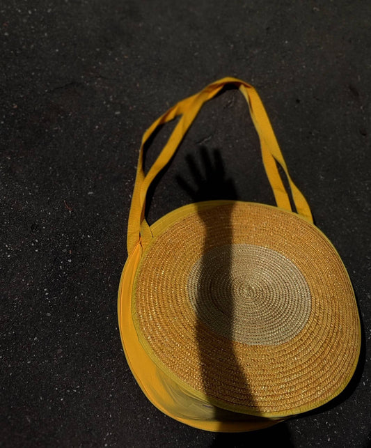Vintage Mustard Woven Bag| 90s Beach Holiday Country chic bag