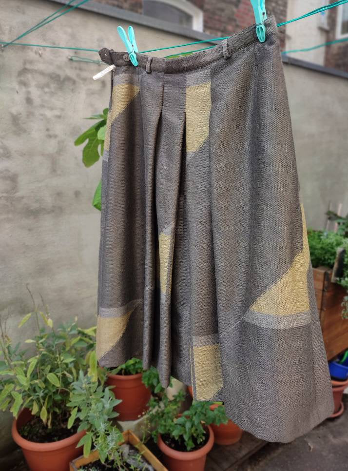70s Grey Slendor Skirt| Made in West Germany Vintage Wool Skirt with Geometric Print| Maximalist retro winter skirt