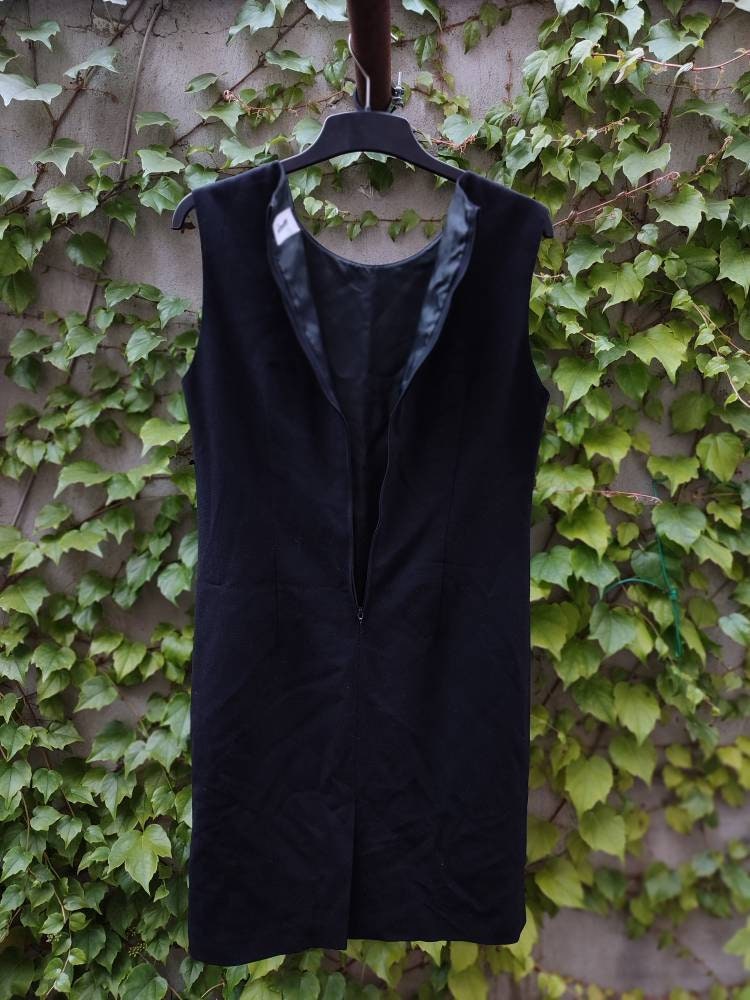 90s Signe incognito Wool Dress| Vintage Classic sleeveless dress in black