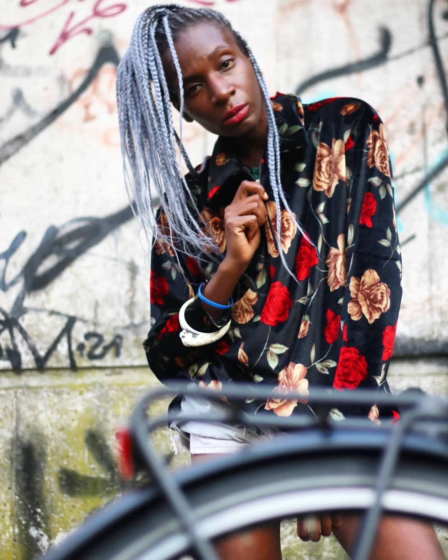 90s Floral Print Sweater| Vintage long sleeved sweatshirt with floral print and bling zipper streetwear