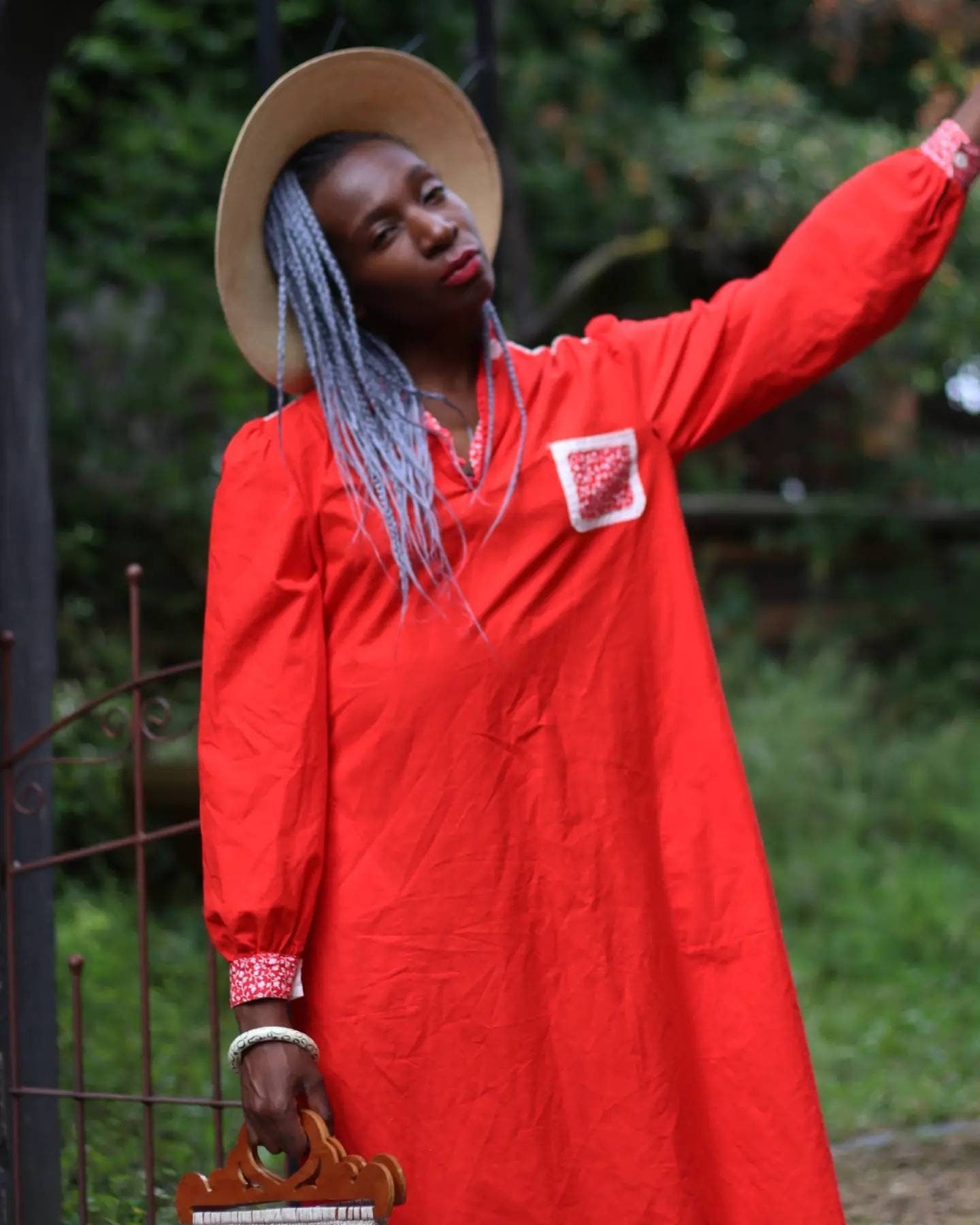70s red cotton Summer dress| Country Inspired vintage design with pockets and floral print details