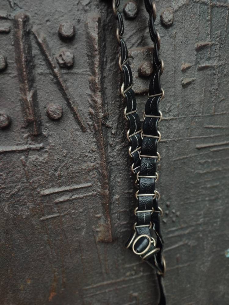 Vintage Black Skinny Belt| Y2K leather belt with statement details