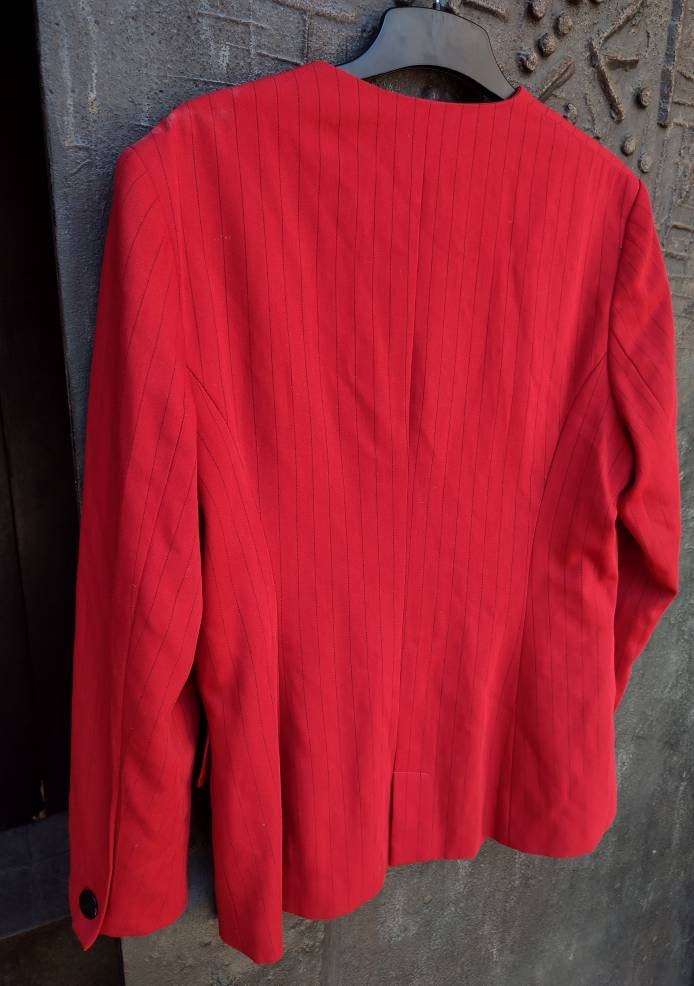 90s Betty Barclays red pinstriped blazer |