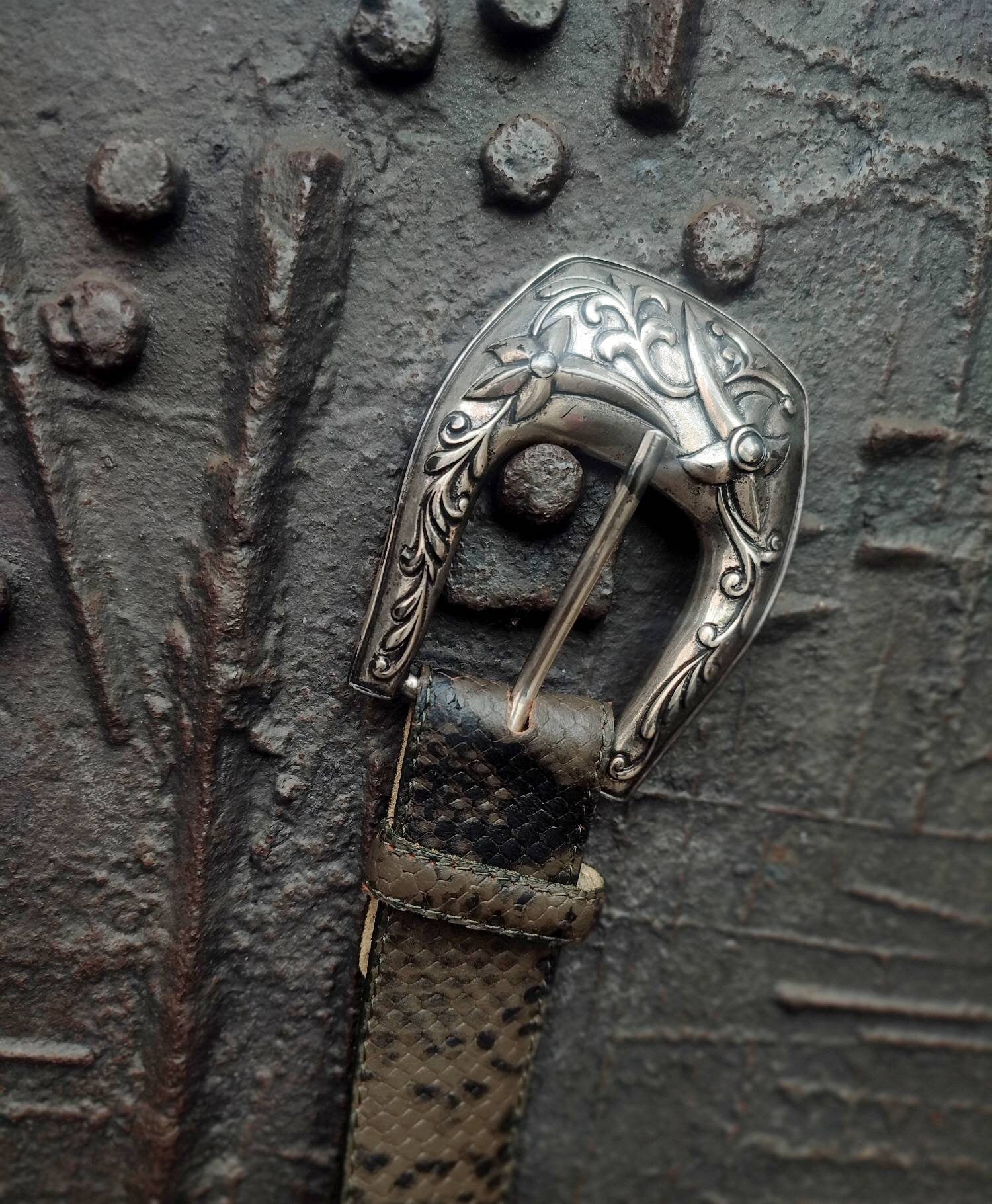 Vintage Vera Pelle leather Belt with silver colored buckle | Made in Italy brown leather belt