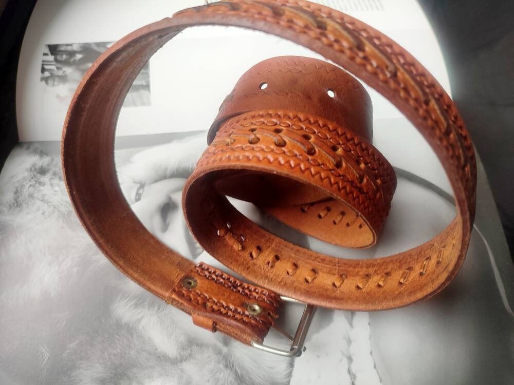 Vintage brown woven belt | 70s bohemian leather belt