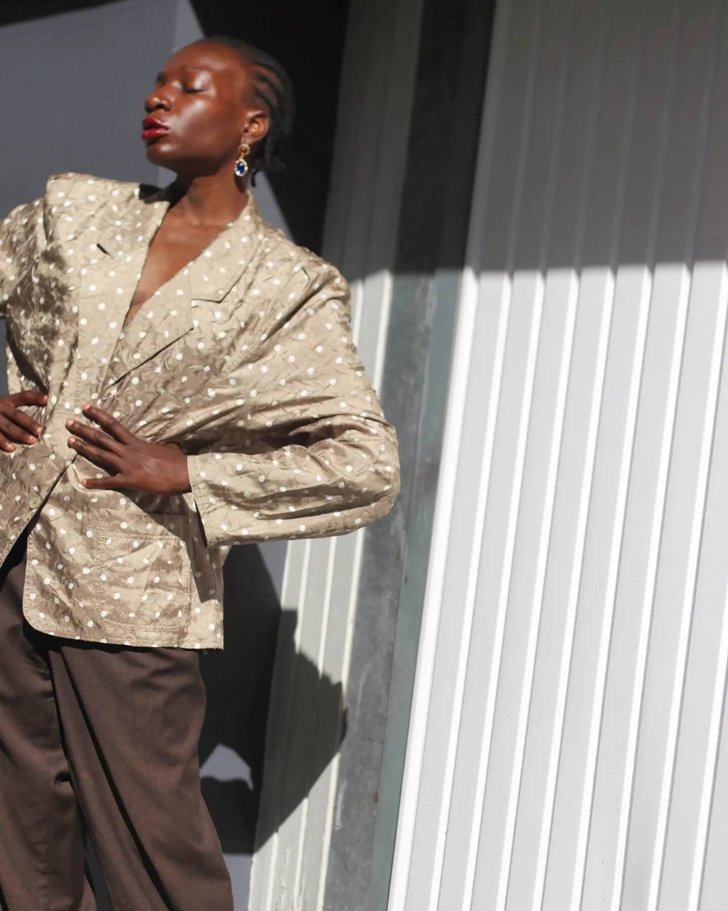 Vintage Polkadotted Blouse | 80s Brown Lightweight blazer