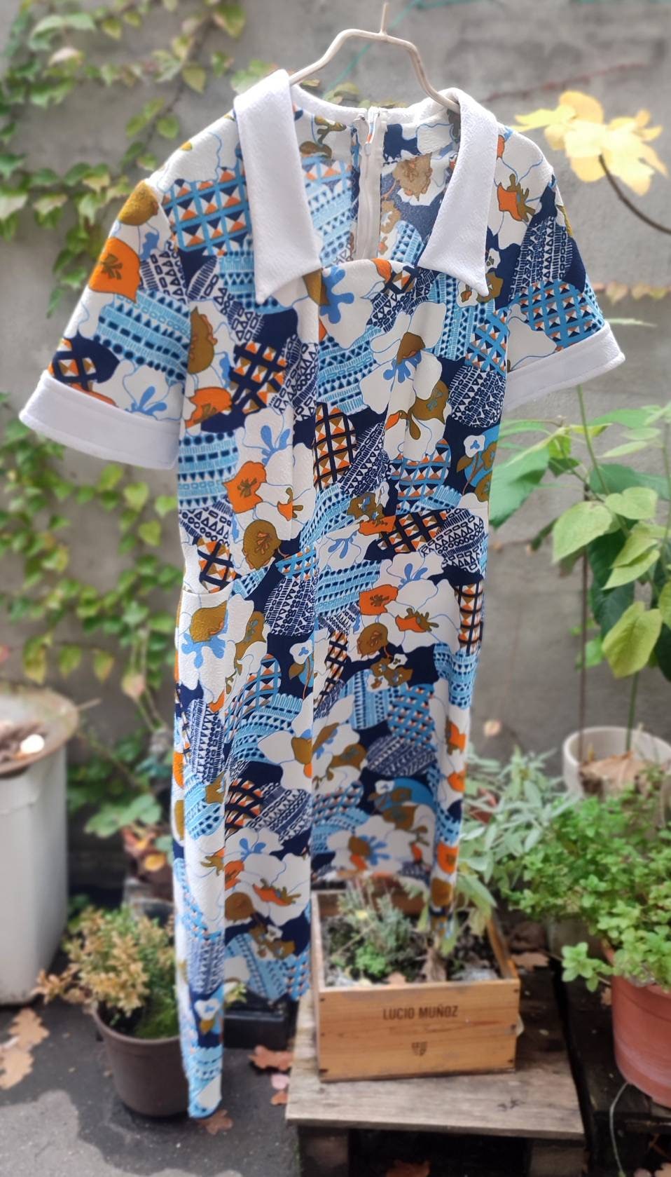 70s Handmade Printed Dress | Vintage Blue and White Short Sleeved Collared Design