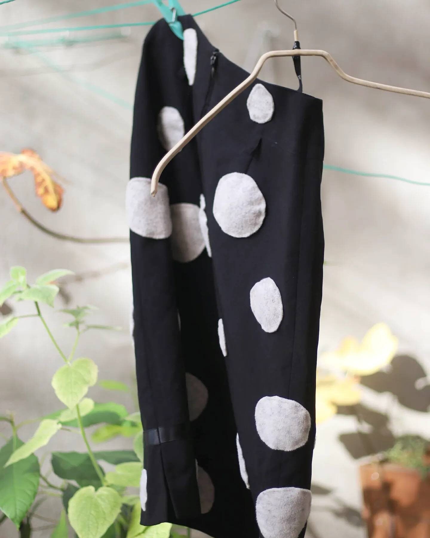 90s polka dotted skirt| Vintage quirky black and white whimsical skirt