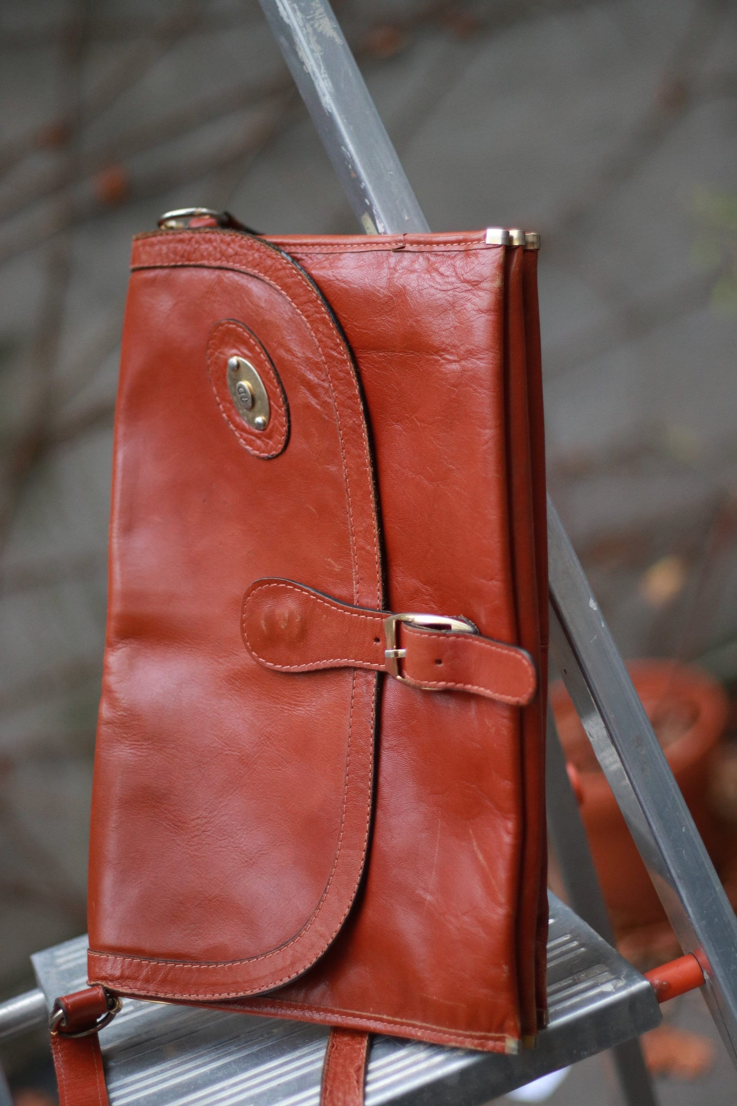 70s Brown Leather Shoulder Bag | Vintage minimalist handbag| Capsule wardrobe purist clutch