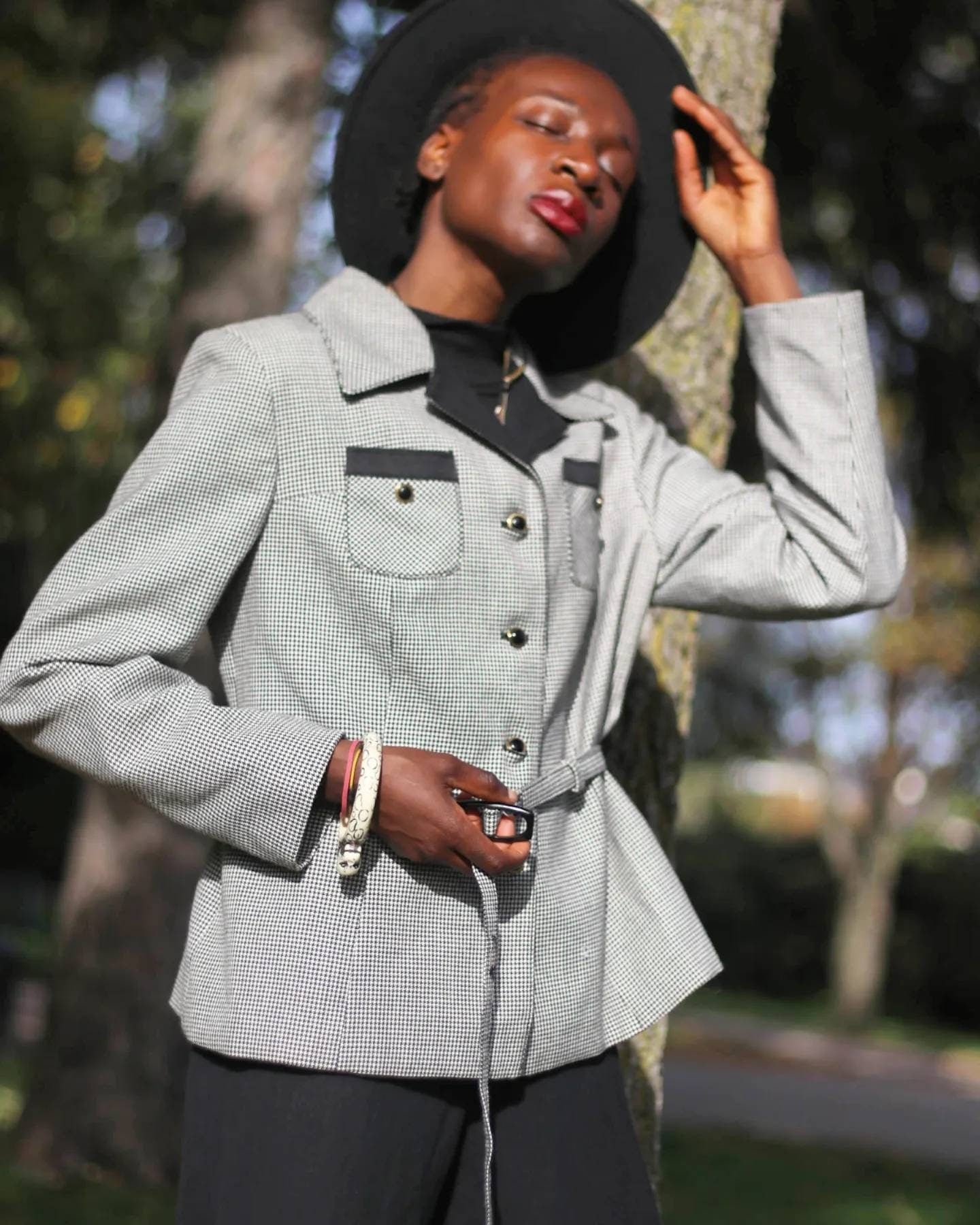BB Model Checkered Blazer with tie| Vintage black and white blazer shirt with statement collar