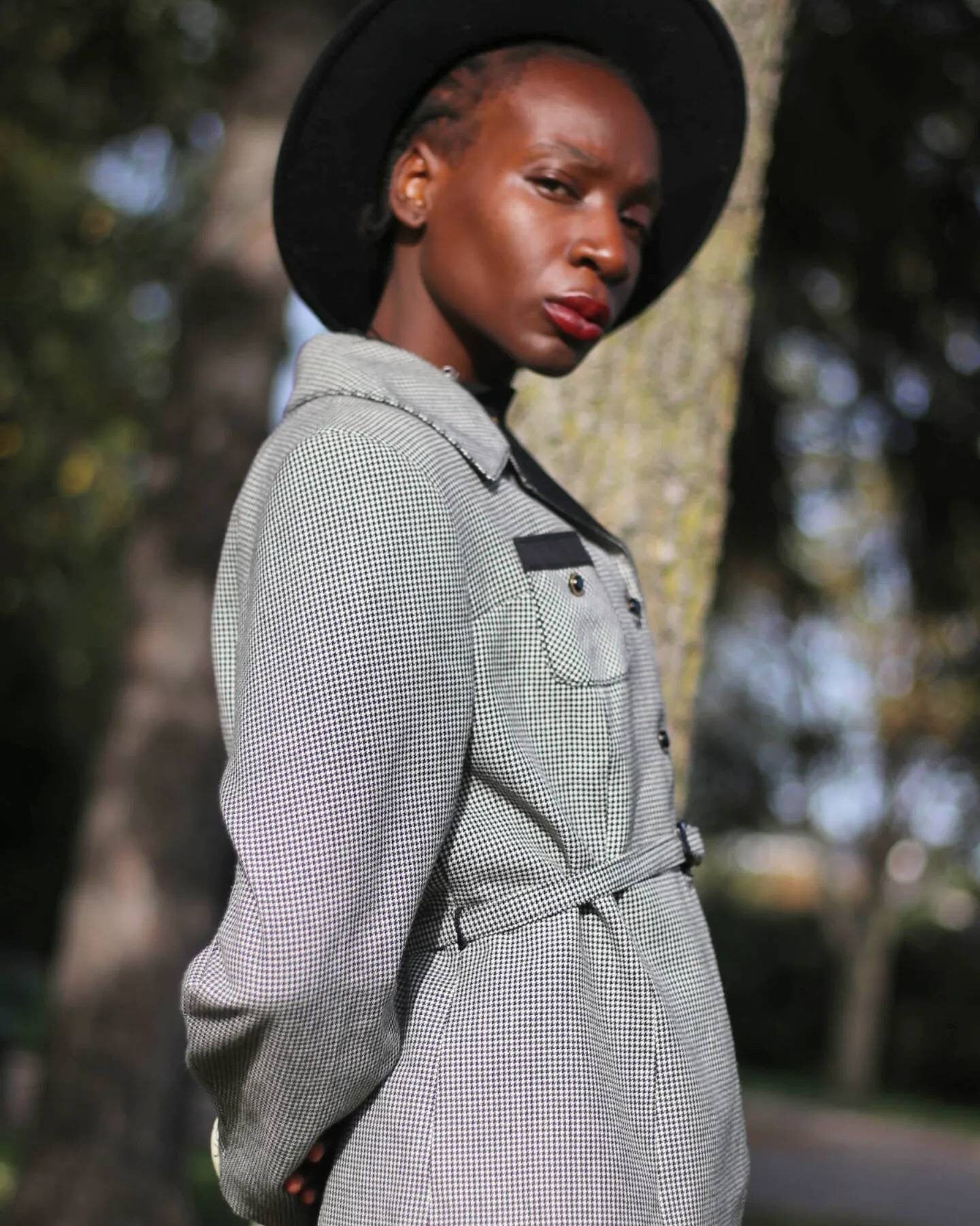 BB Model Checkered Blazer with tie| Vintage black and white blazer shirt with statement collar