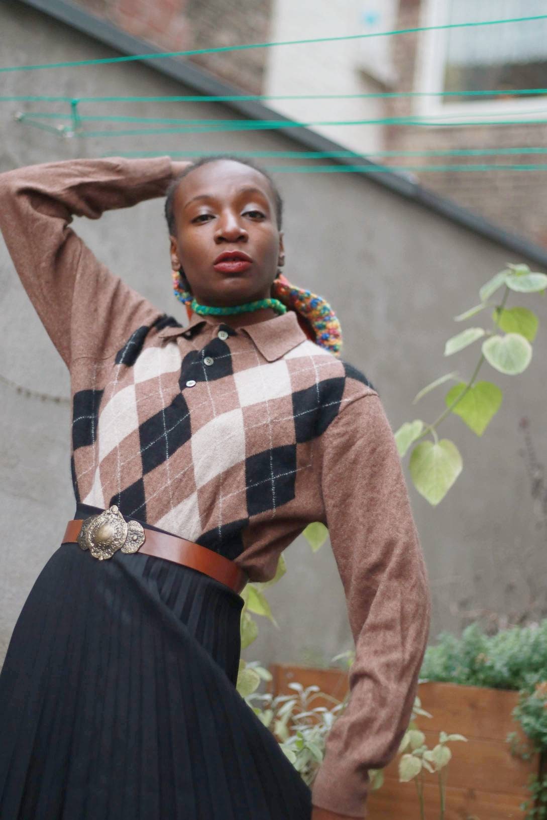 90s Luxurious Sweater | Vintage Preppy Chic Diamond Print long sleeved jumper| Capsule wardrobe brown long sleeved sweater