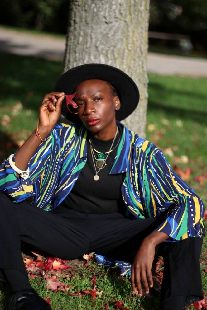 Vintage Maggie Barnes Swirly Print Blouse | Colorful Buttoned down Shirt with Abstract Print