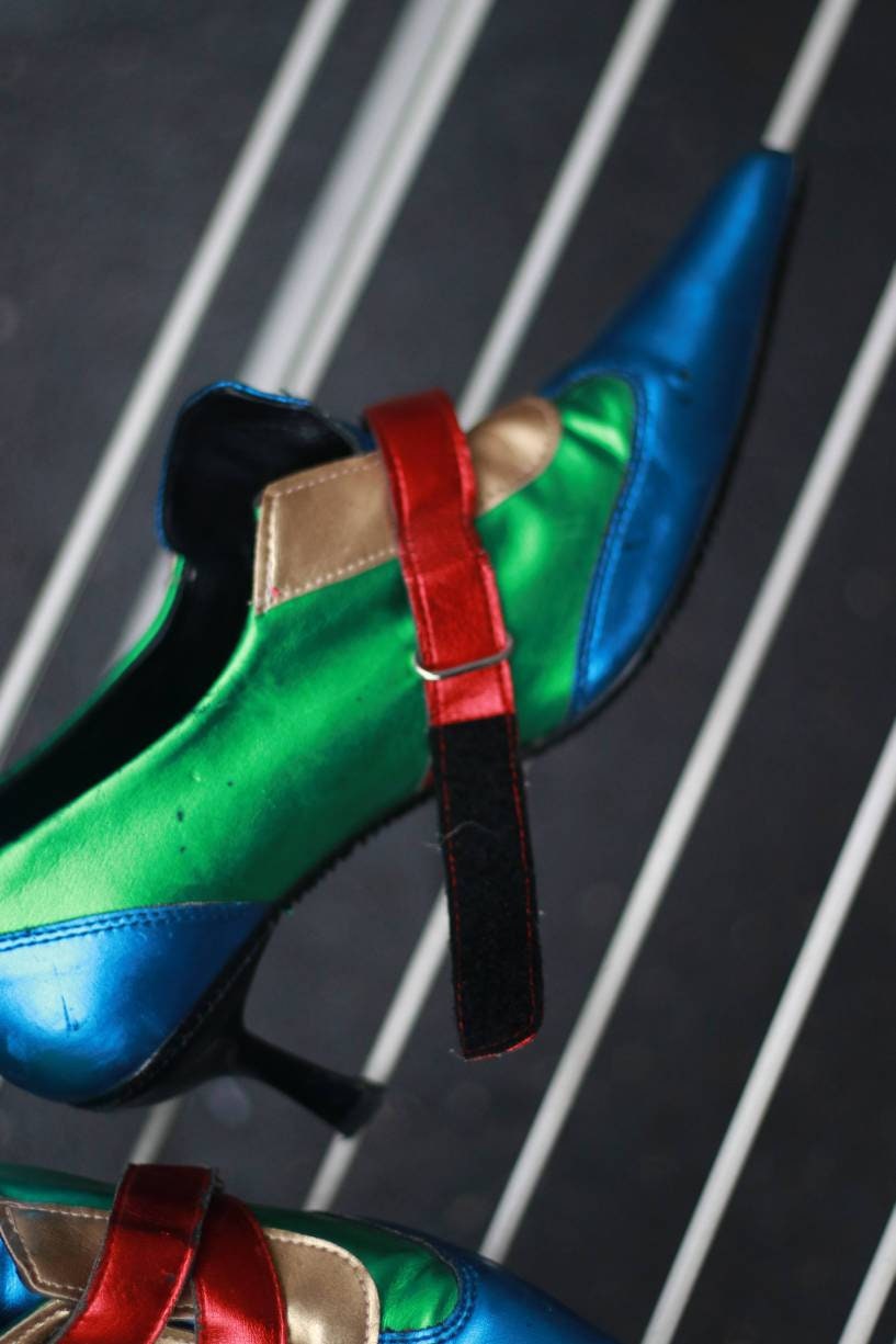 Vintage Andrea Conti Booties| 80s bold leather ankle boots| Blue, Green and Yellow pointed toe shoes