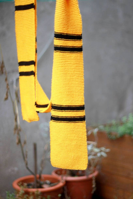 y2k Handmade Scarf| Vintage Yellow and black Scarf| Retro Knitted winter accessory