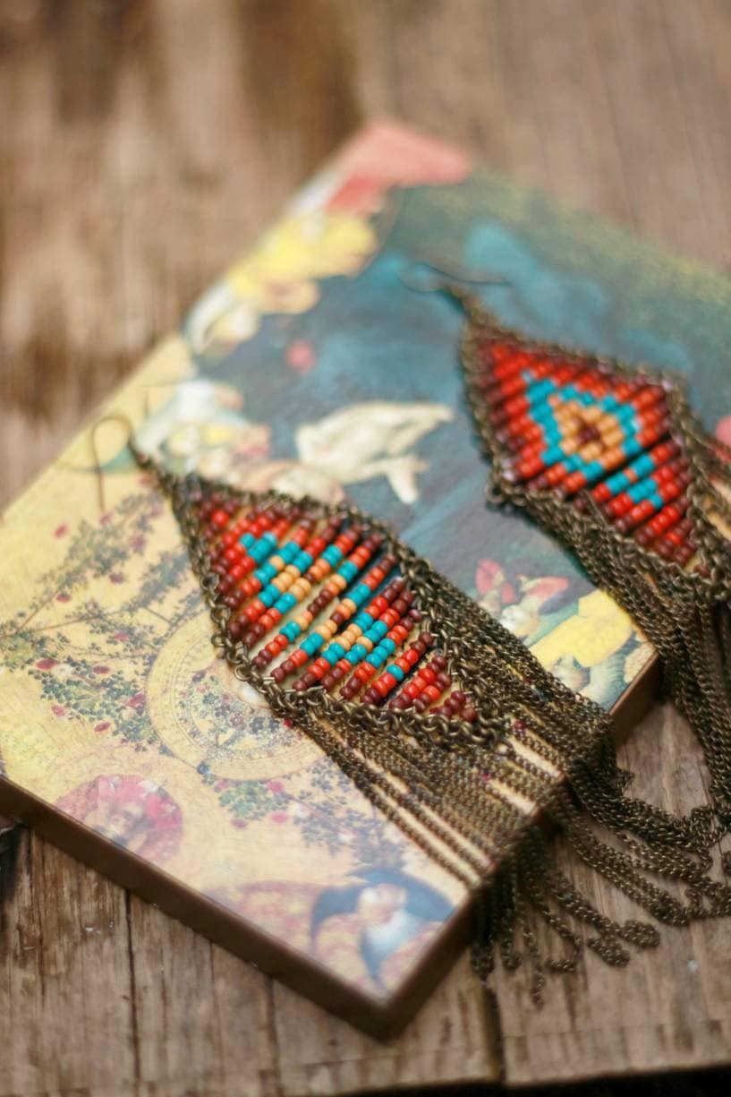 70s beaded chandelier earrings| Vintage hippy jewelry in red and blue| Maximalist bohemian accessory