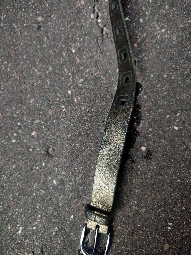 Vintage metallic black belt | Y2k skinny belt with shimmer