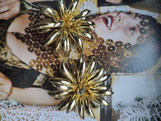 80s Statement Clip on Earrings|Vintage gold colored earrings